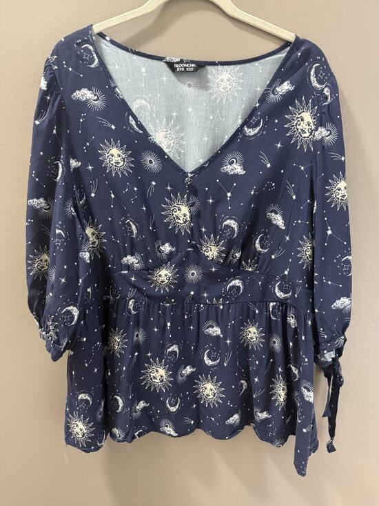 BloomChic Tops - Bloomchic Celestial Tunic Blouse Size 18/20 Navy Boho Peasant Whimsigoth Witchy